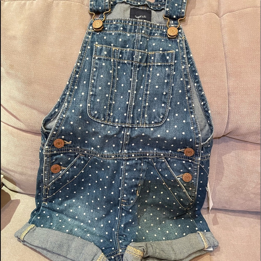 Gap shorts overall